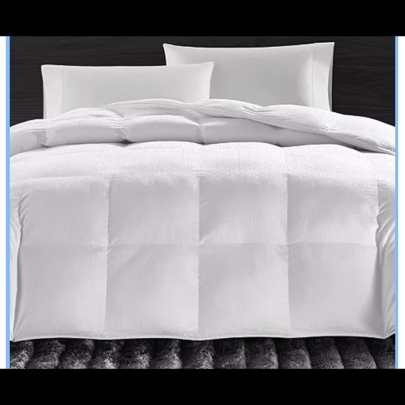 - - - Hotel Collection dawn alternative comforter - Picture 3 of 6